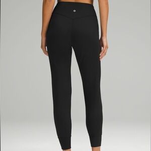 Lululemon Align Jogger - size 8